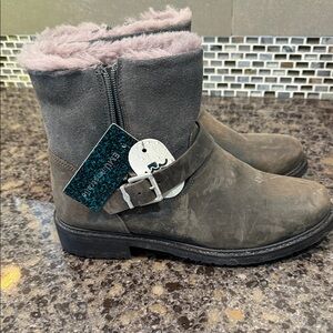 Emu Australia Grey/Black Waterproof merino Wool lined Boots